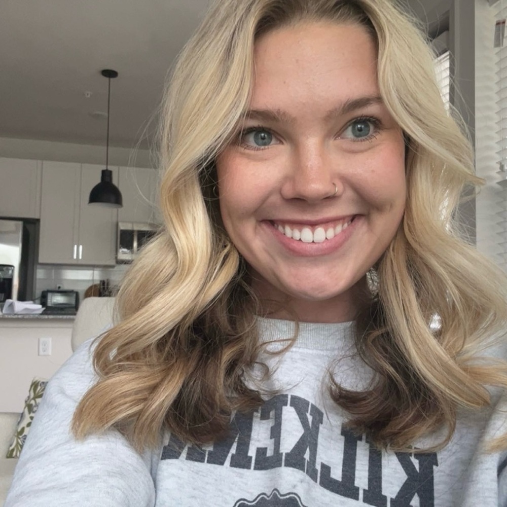 Meet your Posher, Kayla